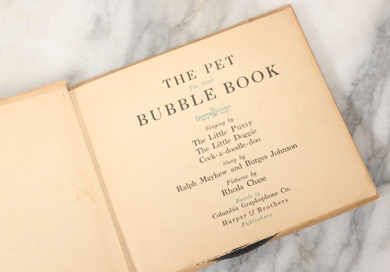 Lot 155 - "The Pet Bubble Book", Sixth Version, "The Harper-Columbia Book That Sings", Story By Ralph Mayhew And Burges Johnson, Pictures By Rhoda Chase, With Three Records By Columbia Graphophone Co., Harper & Brothers, Publishers, 1919
