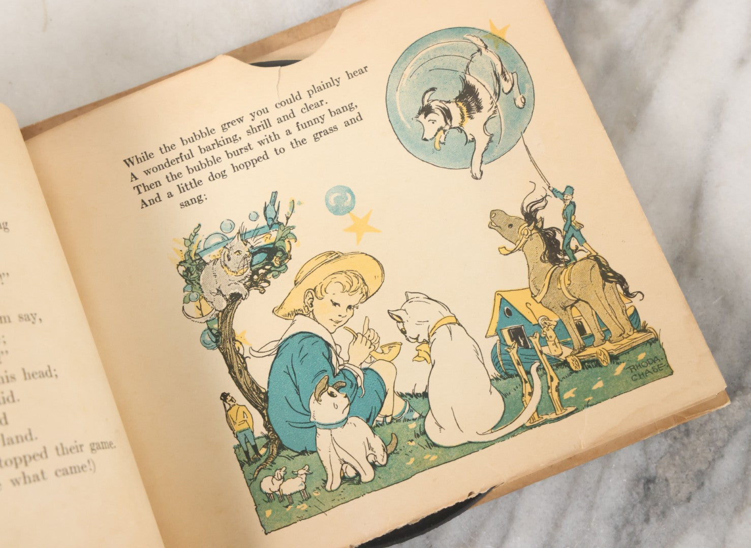 Lot 155 - "The Pet Bubble Book", Sixth Version, "The Harper-Columbia Book That Sings", Story By Ralph Mayhew And Burges Johnson, Pictures By Rhoda Chase, With Three Records By Columbia Graphophone Co., Harper & Brothers, Publishers, 1919
