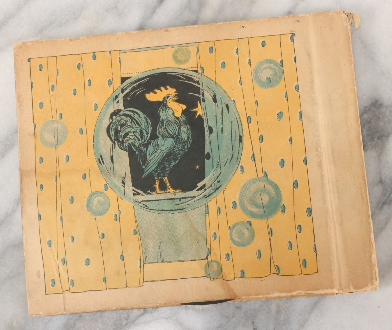 Lot 155 - "The Pet Bubble Book", Sixth Version, "The Harper-Columbia Book That Sings", Story By Ralph Mayhew And Burges Johnson, Pictures By Rhoda Chase, With Three Records By Columbia Graphophone Co., Harper & Brothers, Publishers, 1919