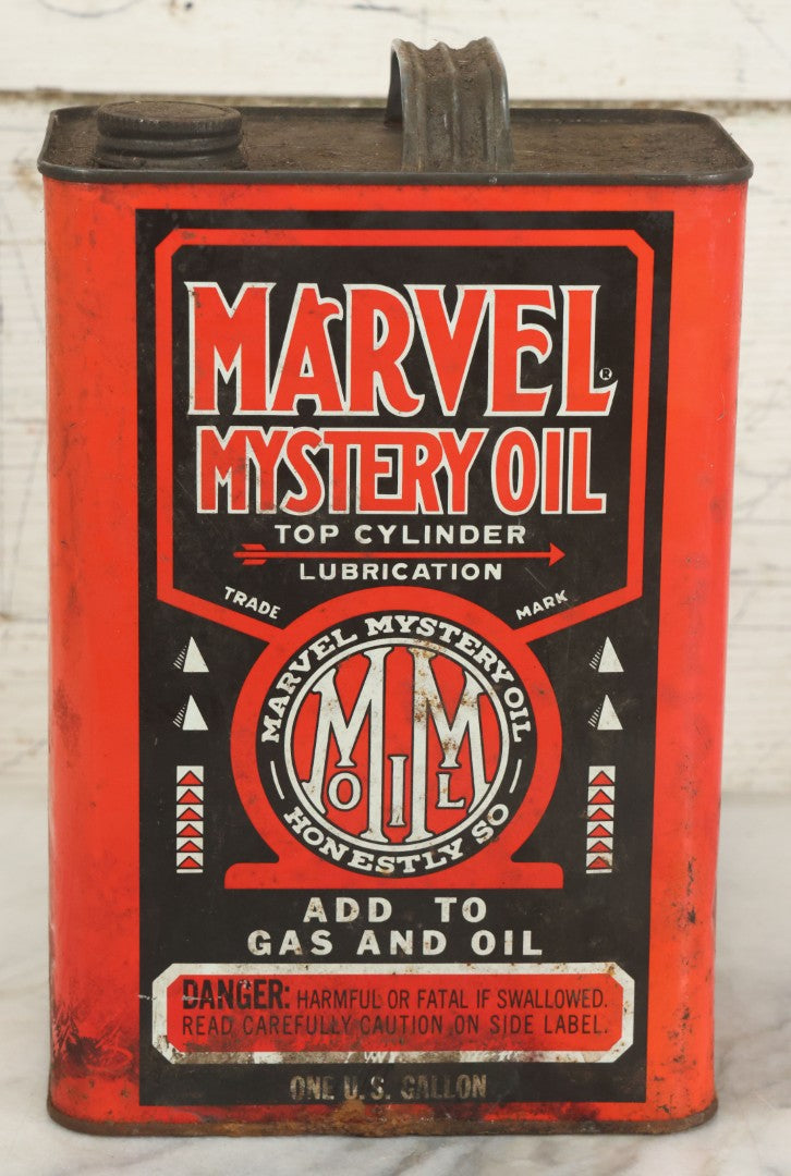 Lot 041 - Vintage Marvel Mystery Oil Top Cylinder Lubrication 1 Gallon Can, Marvel Oil Company, Inc., Port Chester New York, 10-1/2" Tall