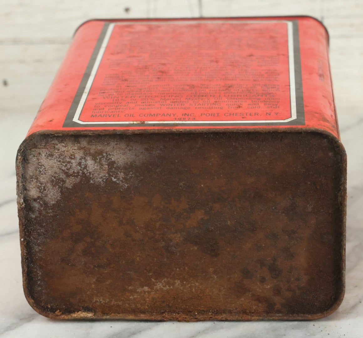 Lot 041 - Vintage Marvel Mystery Oil Top Cylinder Lubrication 1 Gallon Can, Marvel Oil Company, Inc., Port Chester New York, 10-1/2" Tall