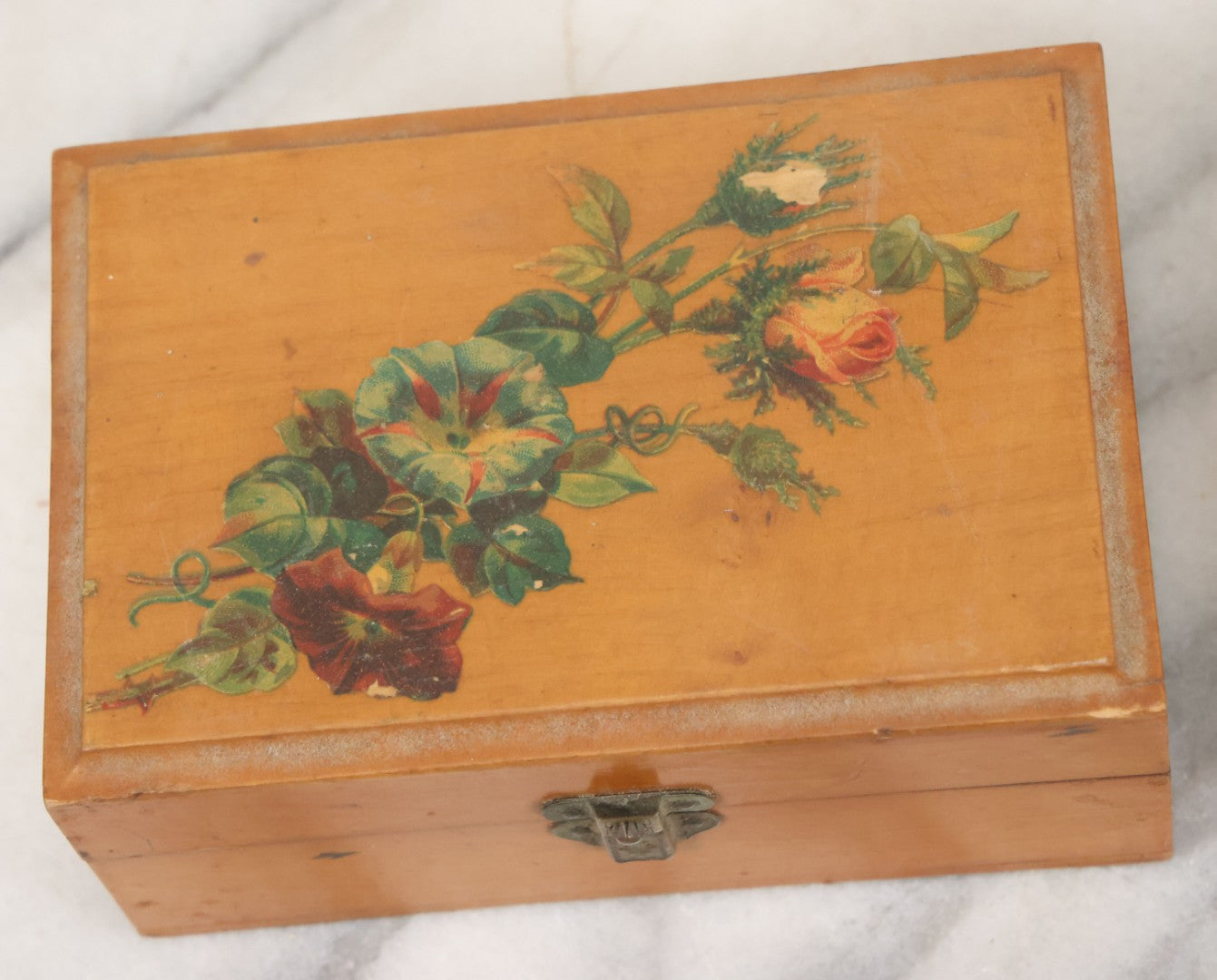 Lot 100 - Grouping Of 3 Vintage And Antique Wooden Keepsake Boxes Including Inlaid Box With Dragons Pocket Watch Box And Box With Flower Decal