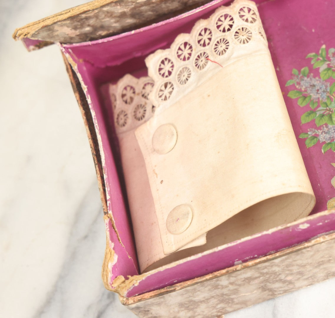 Lot 015 - Antique Ladies Cuff Set Pair In Original Box, Missing Lid, With Paper Label, As Found, Note Wear To Box