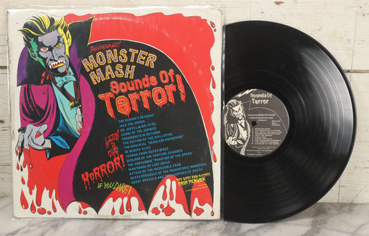 Lot 030 - Vintage "Monster Mash Sounds Of Terror" 12" 33 R.P.M. Vinyl Horror Record, Copyright 1974, Pickwick International Inc.