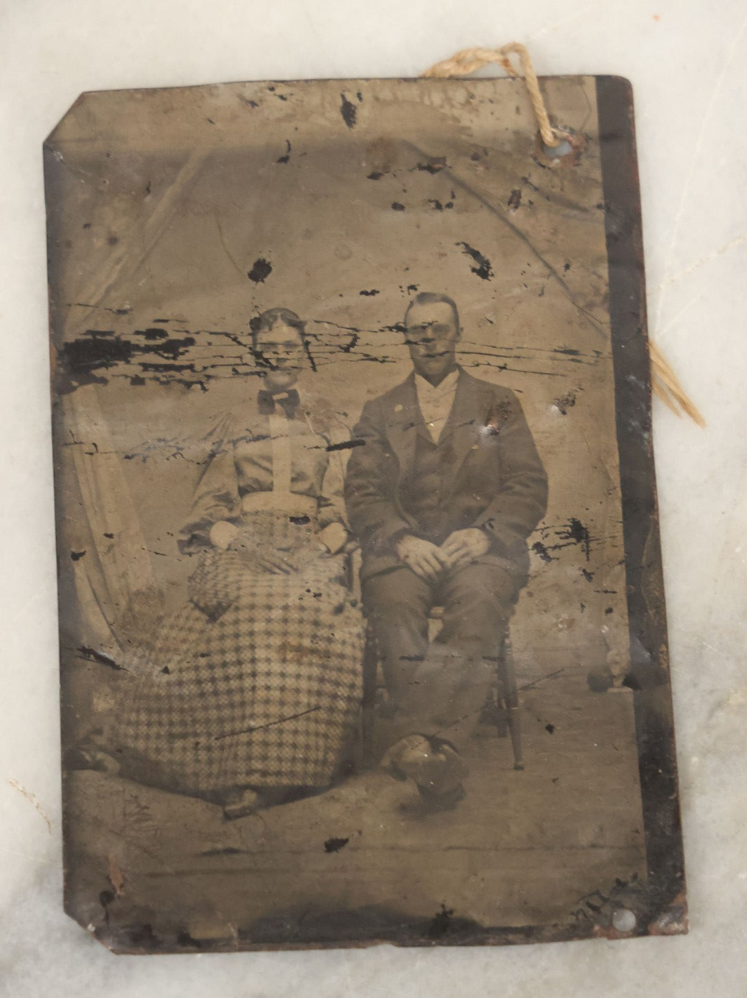 Lot 072 - Antique Photography Grouping With Five Tintypes And One Carte De Visite C.D.V. Photograph With A Civil War Era Tax Stamp