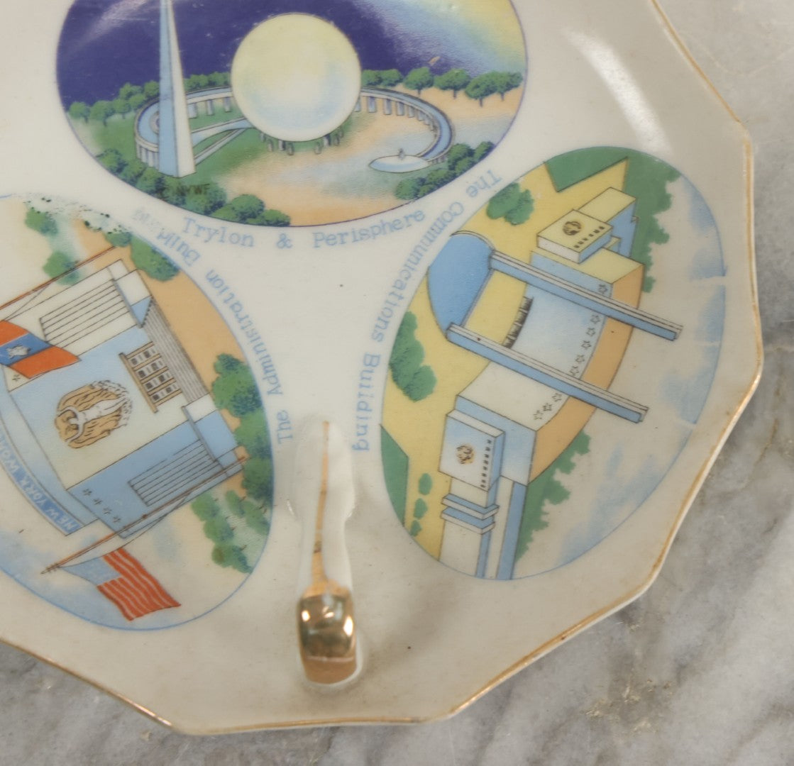 Lot 130 - Vintage New York World's Fair 1939 Souvenir Plate Featuring The Trylon & Perisphere, Other Buildings, Landmarks, Made In Japan
