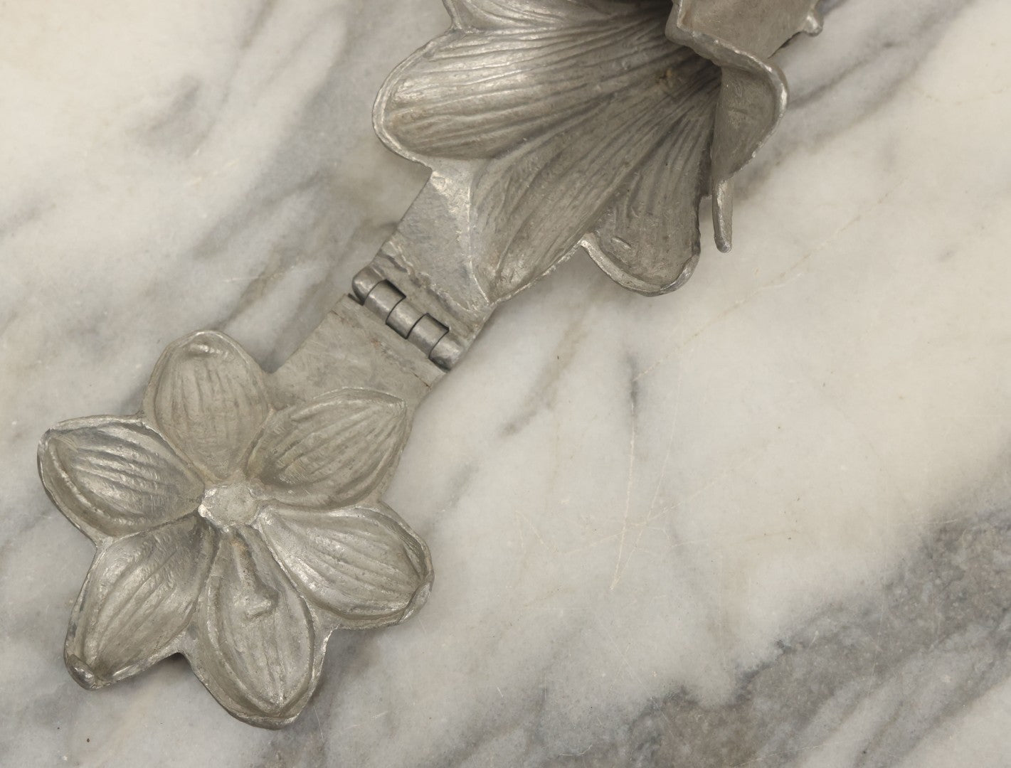 Lot 133 - Vintage Pewter Ice Cream Chocolate Candy Mold, Lily Flower, By Eppelsheimer , E. & Co., New York