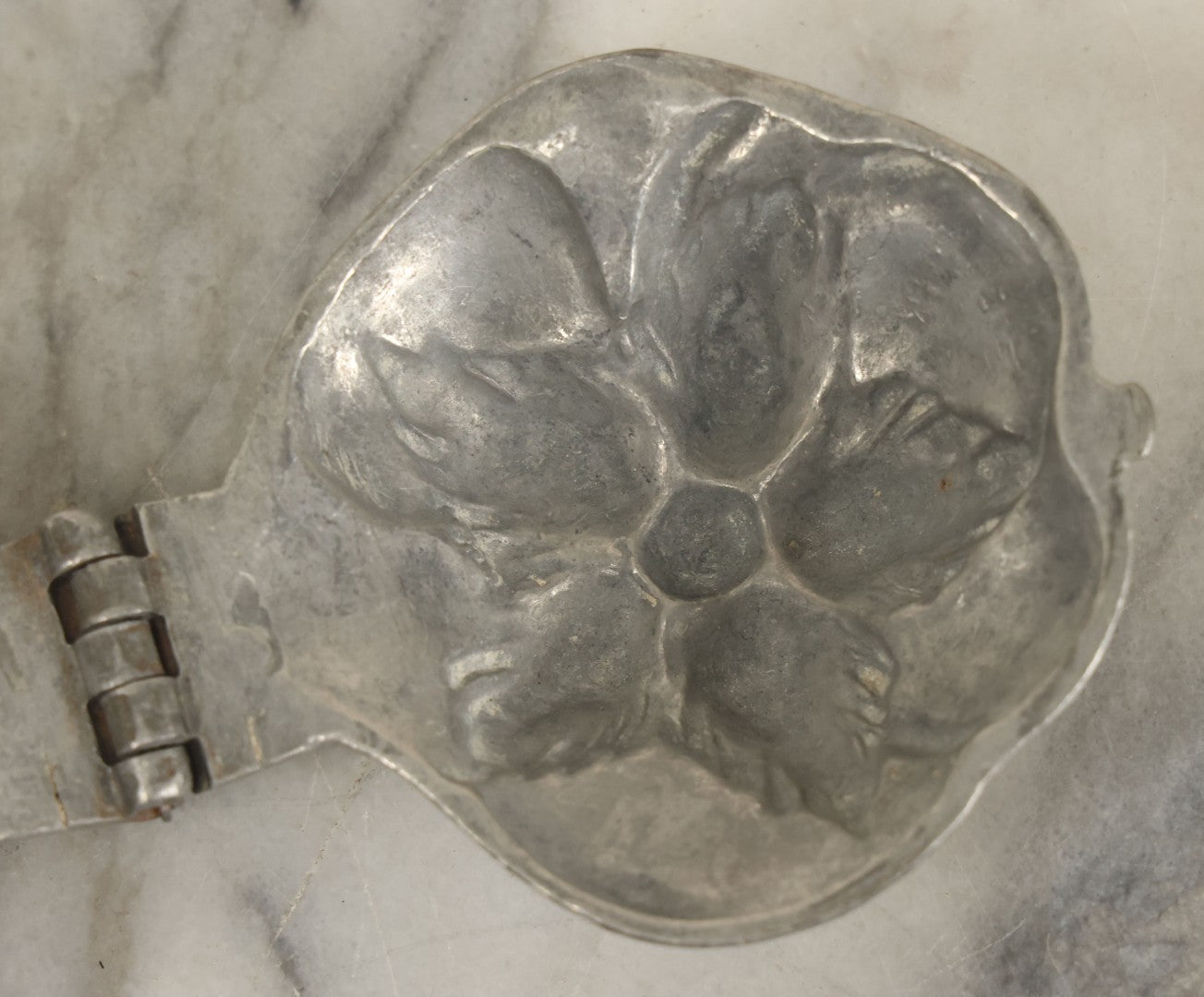 Lot 134 - Vintage Pewter Ice Cream Chocolate Candy Mold, Rose Flower, By Eppelsheimer , E. & Co., New York