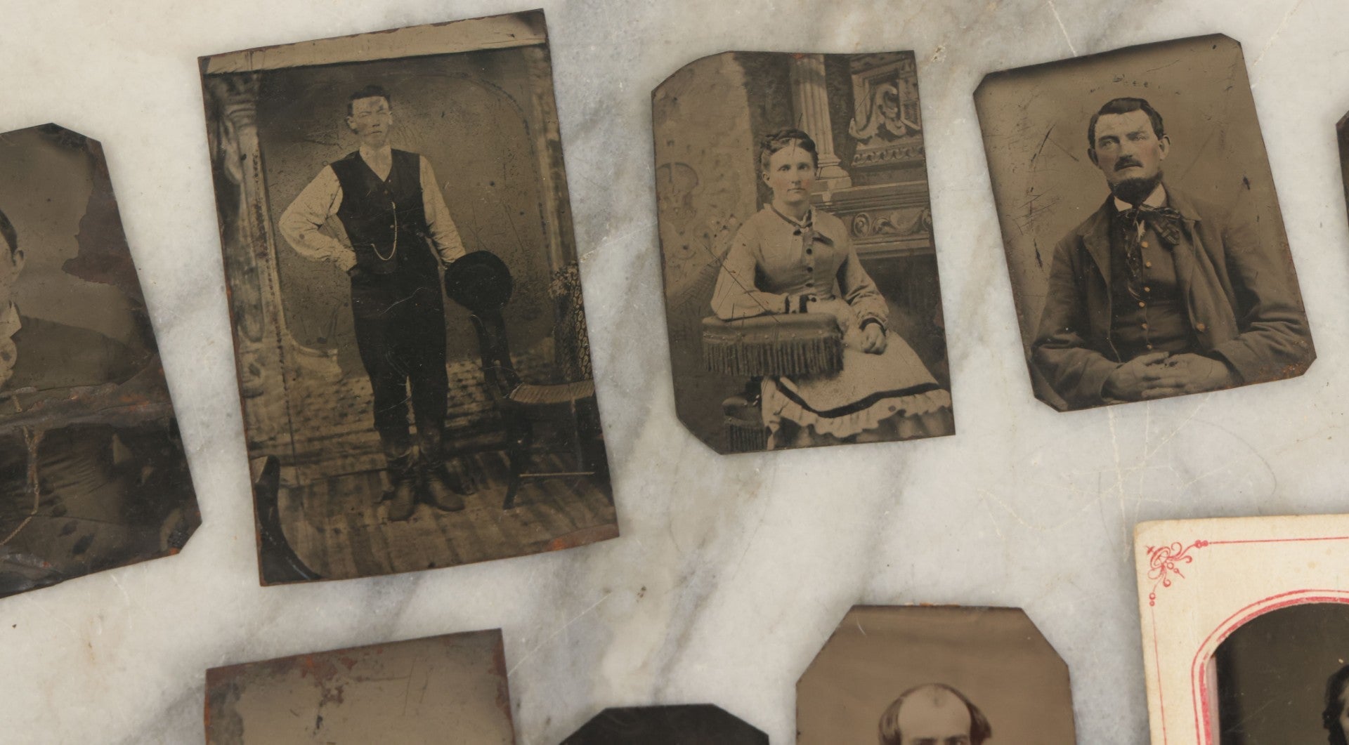 Lot 156 - Grouping Of 12 Antique Tintype Photographs Including Two Photos Of A Man With An Extremely Long Beard
