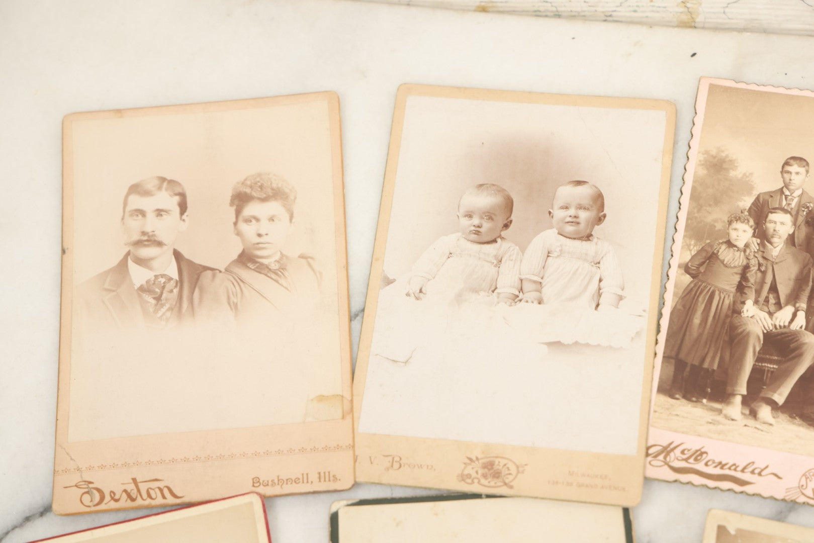 Lot 158 - Grouping Of 28 Antique Cabinet Card Photographs Of Men, Women, And Children