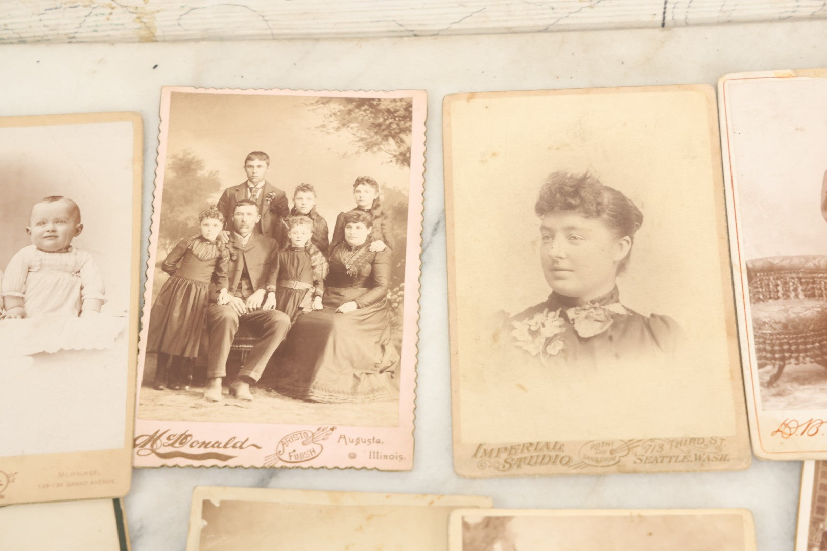 Lot 158 - Grouping Of 28 Antique Cabinet Card Photographs Of Men, Women, And Children