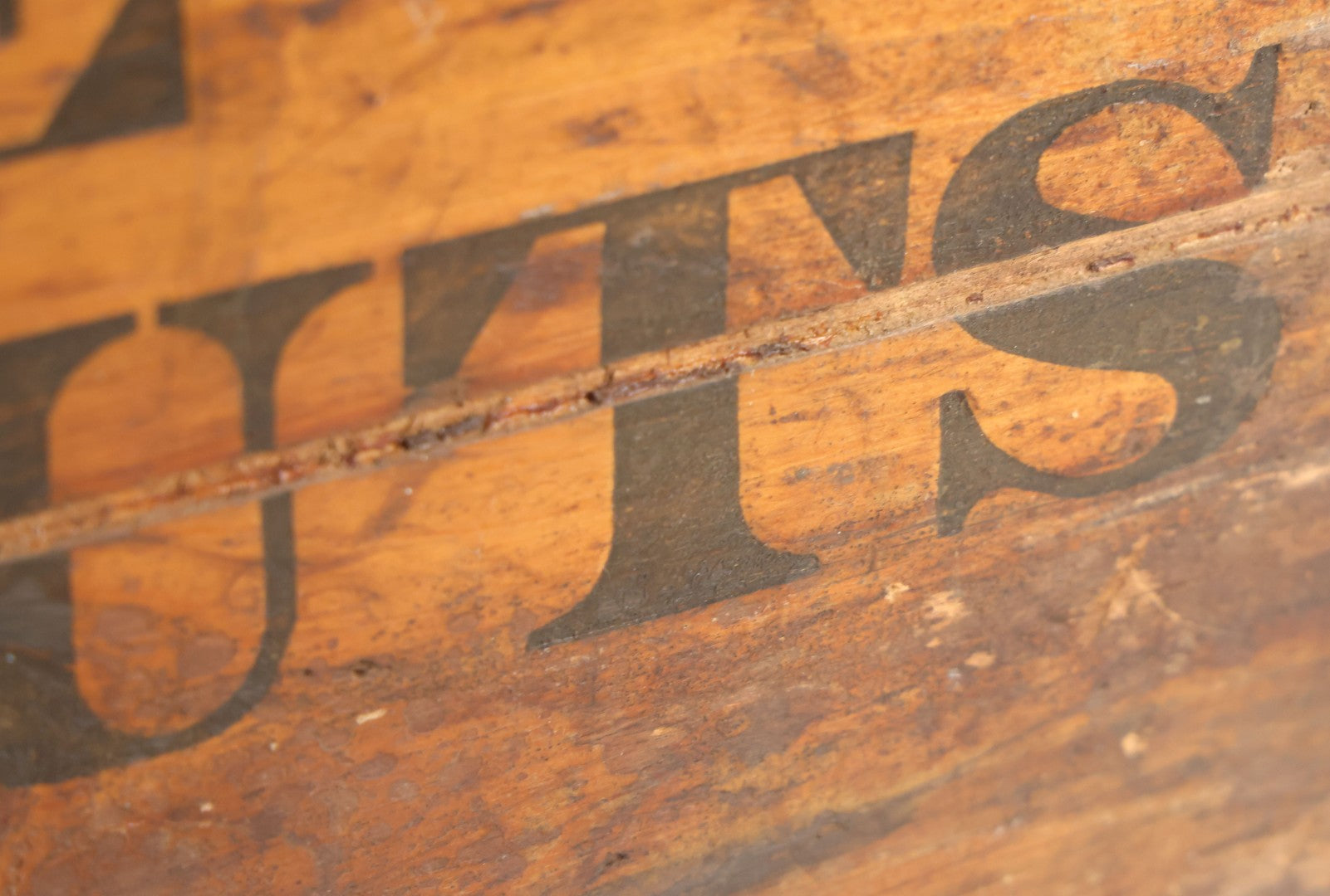 Lot 011 - Vintage Fiske Doughnuts Wooden Advertising Crate With Lift-Top Lid, Debossed Stenciled Lettering On Both Sides