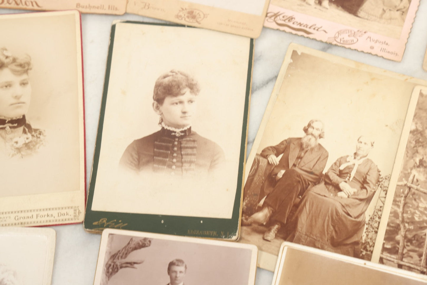 Lot 158 - Grouping Of 28 Antique Cabinet Card Photographs Of Men, Women, And Children
