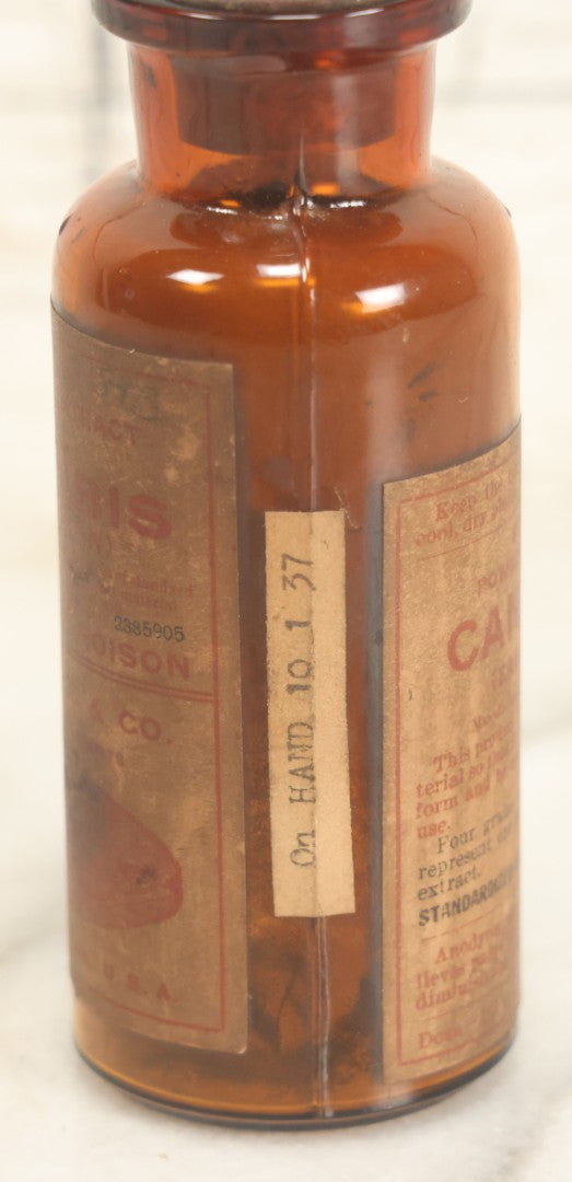 Lot 020 - Antique Cannabis East Indian Powdered Extract No. 16 Pharmacy Bottle, Parke, Davis, & Co. Manufacturing Chemists, Detroit, Michigan, Manufactured 1919