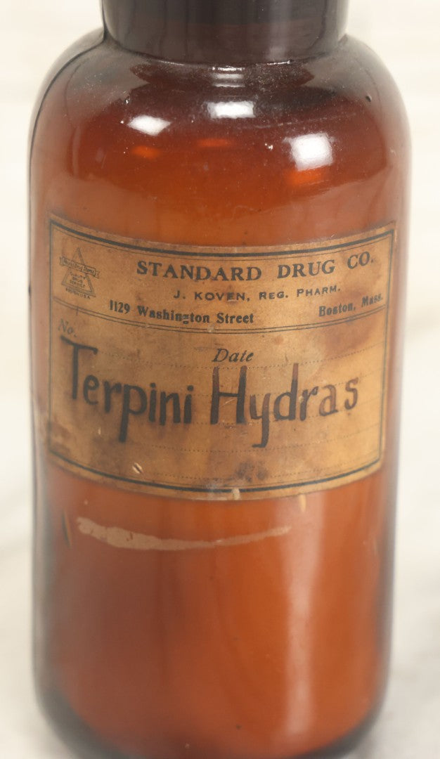 Lot 031 - Antique Standard Drug Co., Boston, Massachusetts, Brown Glass Apothecary Bottle With Handwritten Terpini Hydras Paper Label