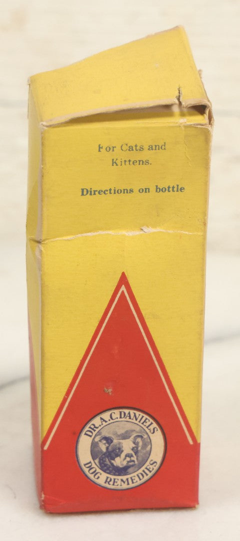 Lot 036 - Antique Dr. A.C. Daniels 14% Alcohol Iron Tonic For Cats And Kittens Bottle In Original Box, Distributed By Dr. A.C. Daniels, Inc., Boston, Massachusetts
