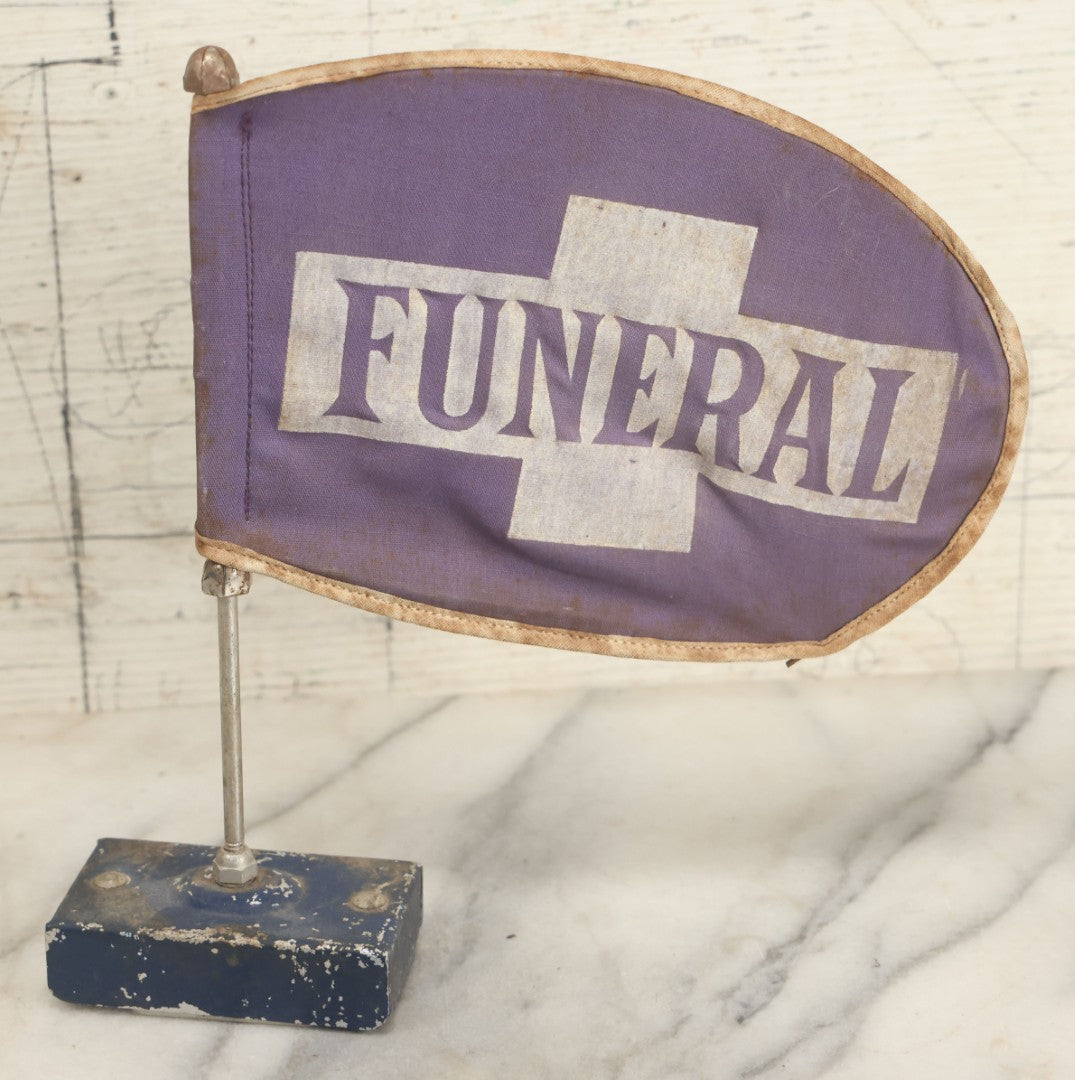 Lot 043 - Single Vintage Purple Funeral Automobile Car Flag On Pole, Base