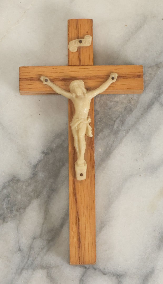 Lot 061 - Grouping Of Six Assorted Wooden Crucifixes, Mostly Plain, Some With Detailing