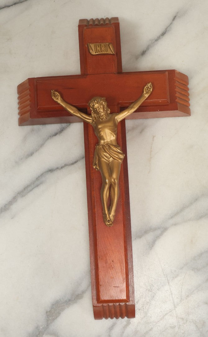Lot 062 - Grouping Of Five Assorted Wood And Plastic Crucifixes Including Two Last Rites Crucifixes With Contents