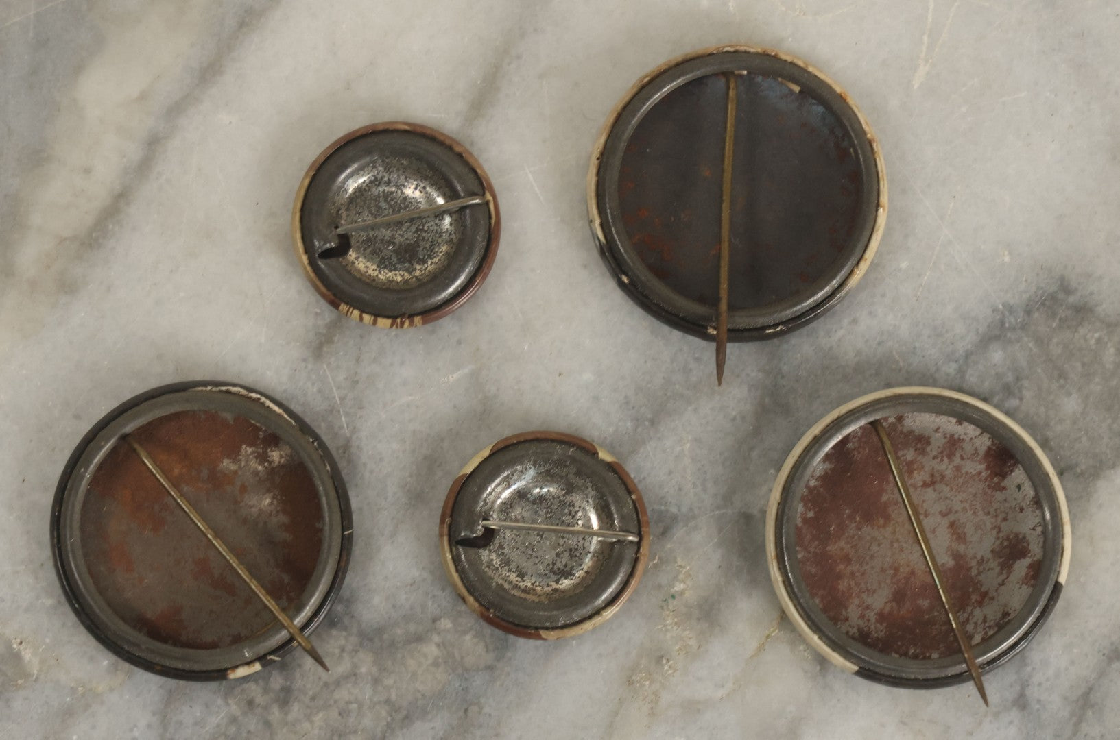 Lot 064 - Grouping Of Five Vintage Pinback Buttons With Priests, Religious Themes, Including Bishop Crane, And Others