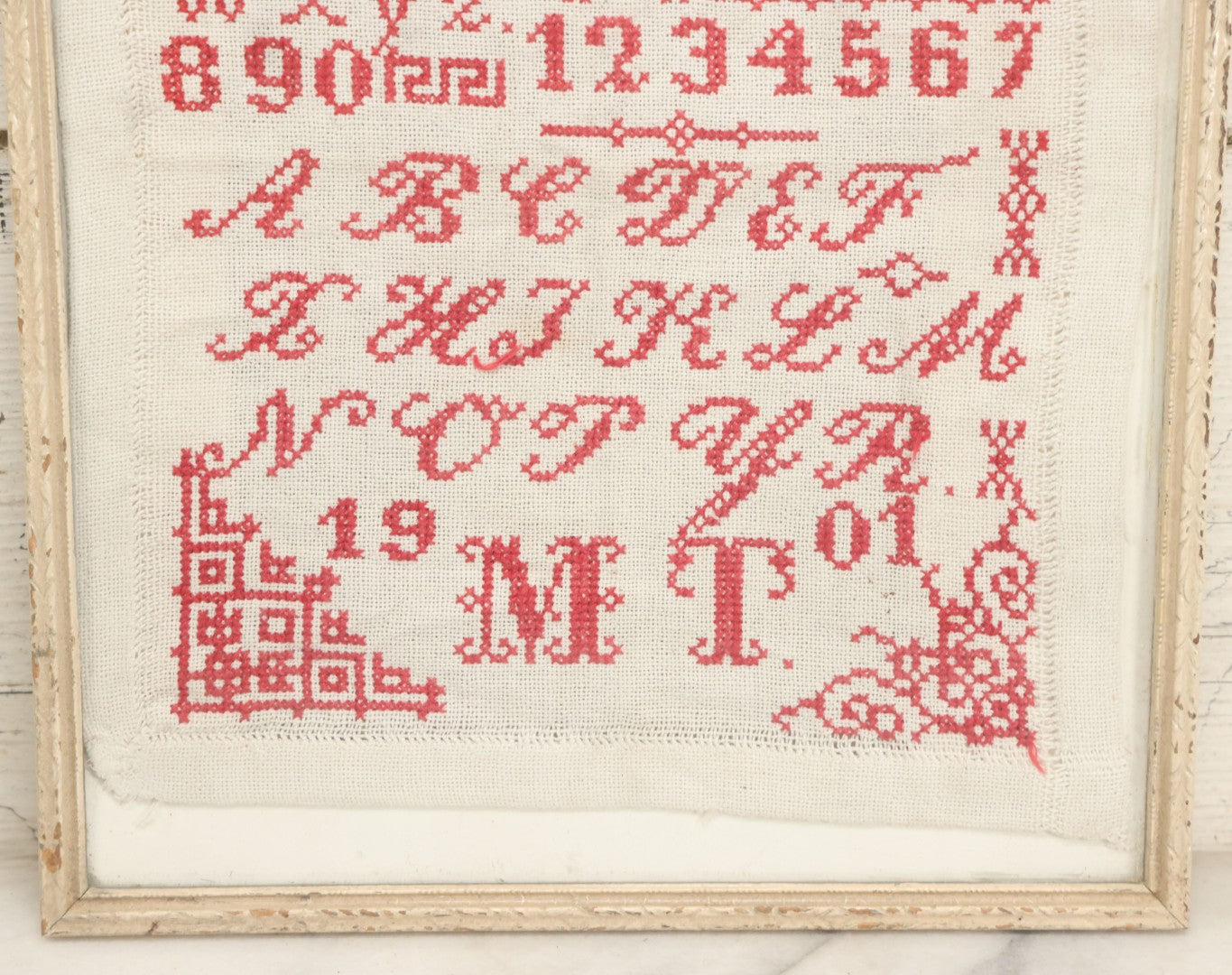 Lot 084 - Antique Needlework Sampler Dated 1901 With M.T. Initials, Red Thread On White, In Frame