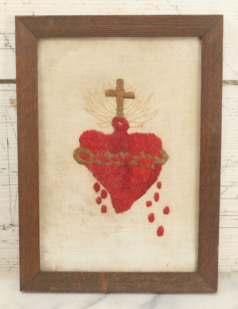 Lot 085 - Antique Embroidered Sacred Heart Religious Decor In Frame