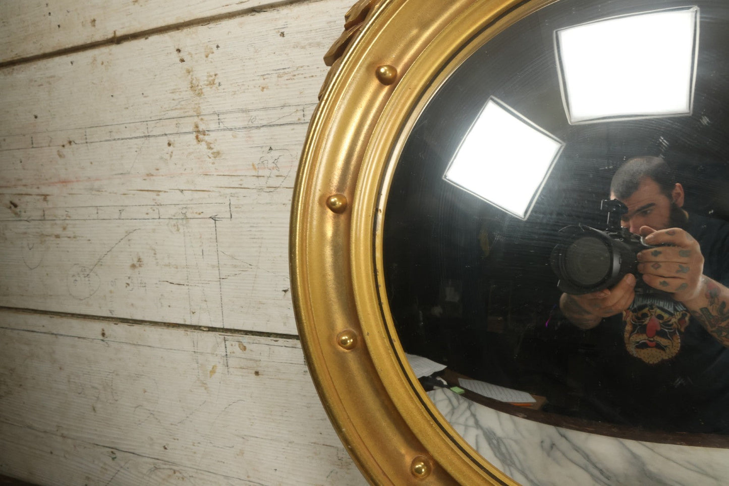 Lot 025 - Vintage Syroco Eagle Convex Mirror Wall Hanger, By Syroco Inc., No. 4010, Copyright 1960