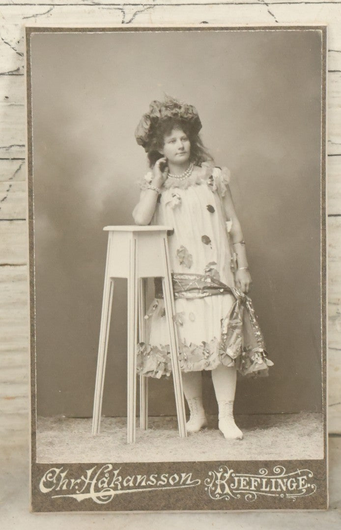 Lot 041 - Grouping Of Four Antique And Vintage Photographs Of Women In Hats, Including Cabinet Card And Carte De Visite C.D.V Photograph, Including Cabinet Card From Hutchings Railroad Photo Car