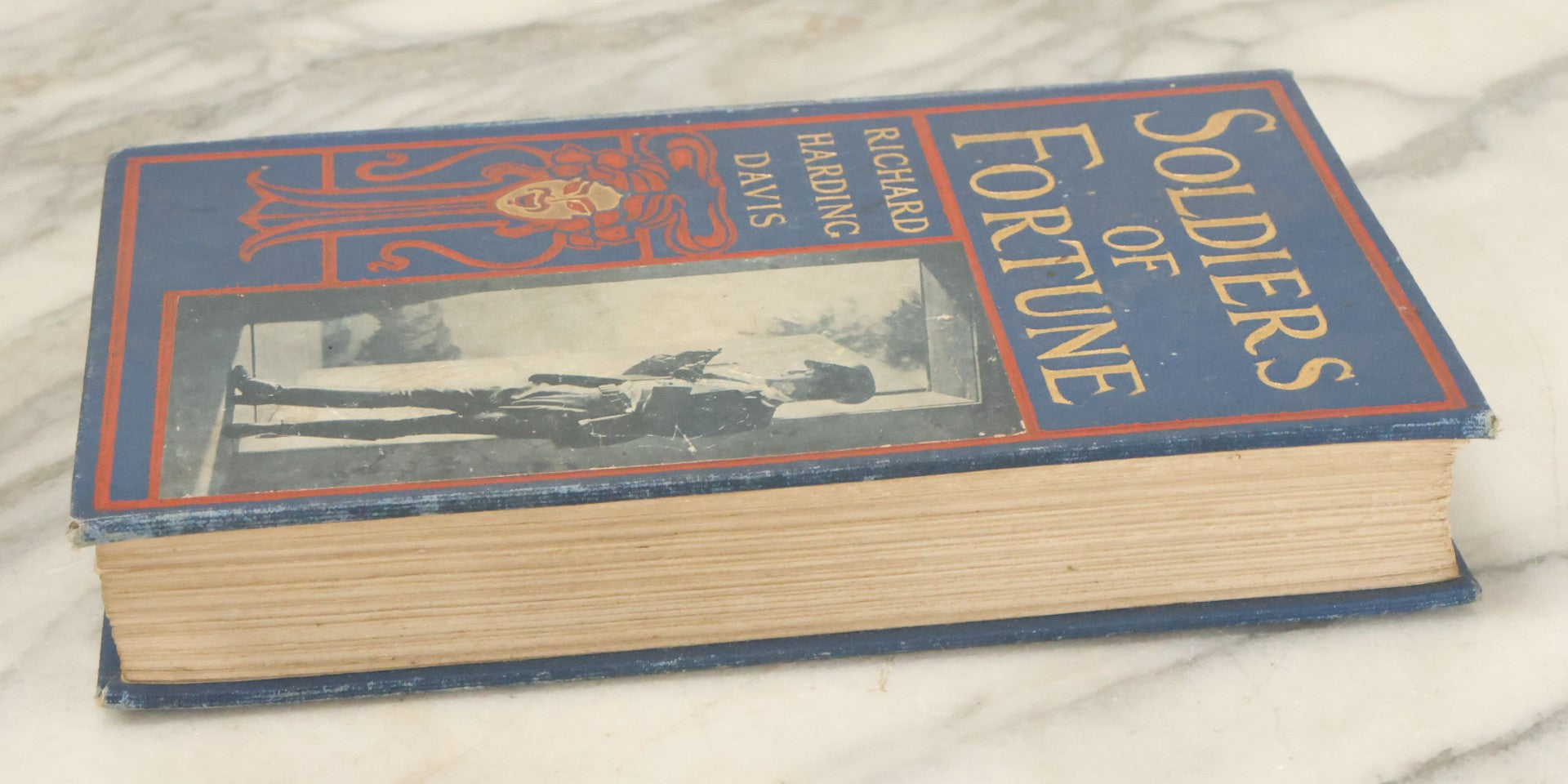Lot 052 - "Soldiers Of Fortune", Antique Novel By Richard Harding Davis, Play-Goers Edition, Published After The Dramatisation By Augustus Thomas, Illustrated With Photographs Of The Play, Charles Scribner's Sons, Publishers, New York, 1902