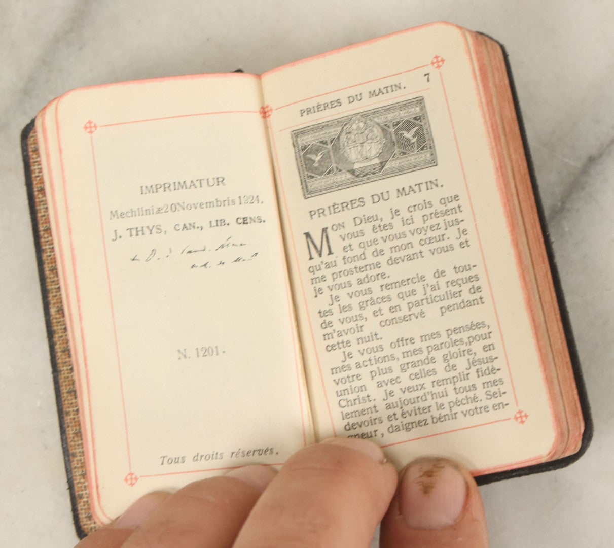 Lot 057 - "Le Bijou Des Paroissiens" (The Parishioners Jewel) Miniature Vintage Religious Book With Folio