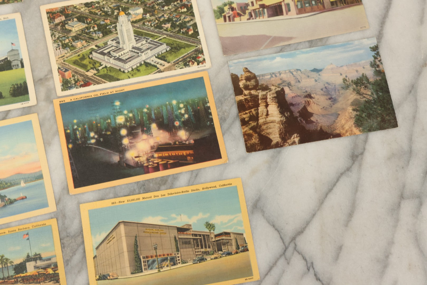 Lot 123 - Grouping Of Fourteen Vintage Souvenir Postcards From Midwestern And Western United States, Including Missouri, Indiana, California, New Mexico, Nebraska, Arizona, And Wyoming