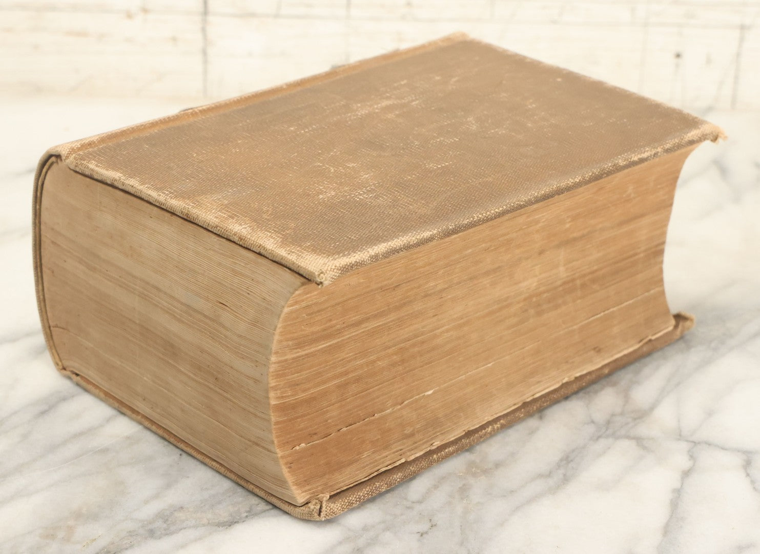 Lot 126 - "The Practice Of Pharmacy, A Treatise" Antique Book By Joseph P. Remington, Sixth Edition, With Over 800 Illustrations, J.B. Lippincott Company, Publishers, Philadelphia & London, 1917
