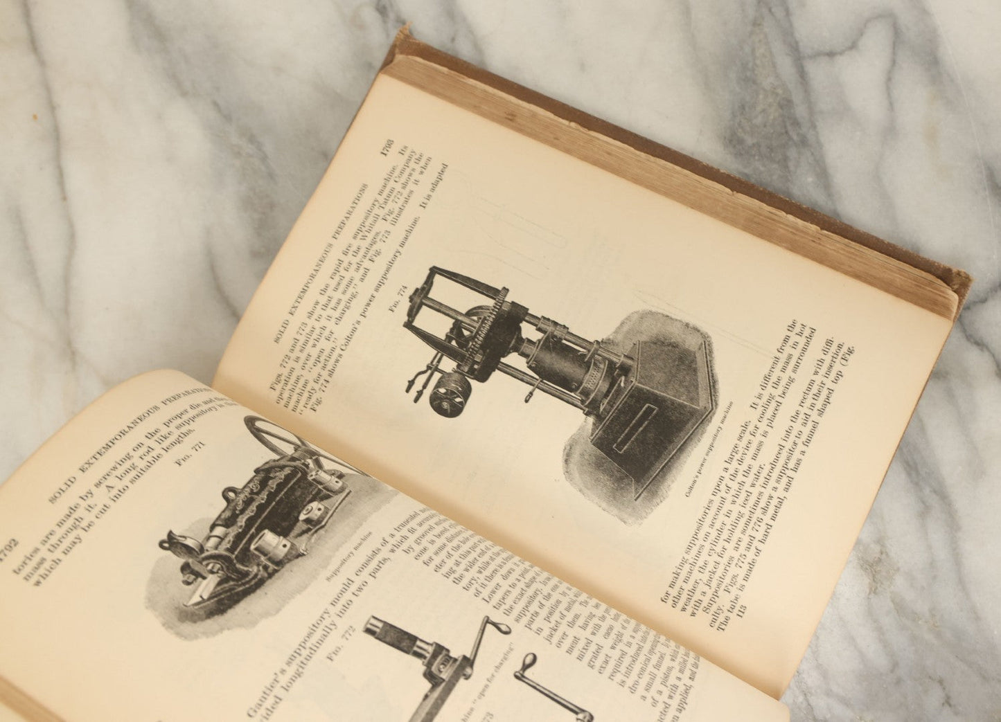 Lot 126 - "The Practice Of Pharmacy, A Treatise" Antique Book By Joseph P. Remington, Sixth Edition, With Over 800 Illustrations, J.B. Lippincott Company, Publishers, Philadelphia & London, 1917