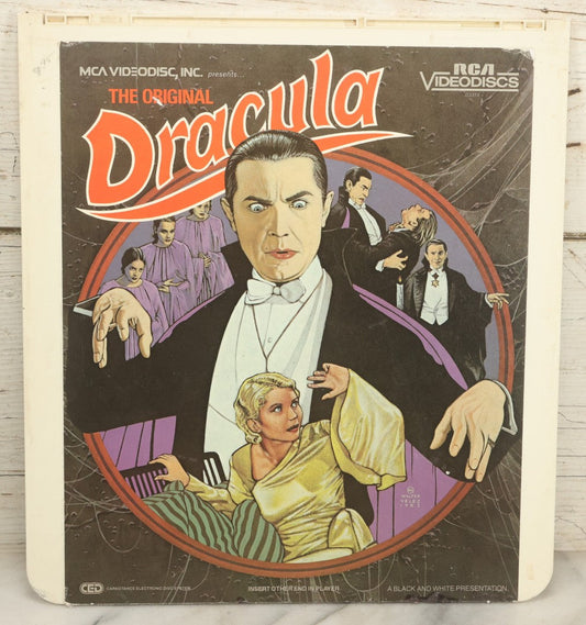 Lot 009 - Vintage Movie Laserdisc Of The Original "Dracula" (1931) Starring Bela Lugosi, R.C.A. Videodiscs / M.C.A. Videodiscs Inc., Copyright 1983