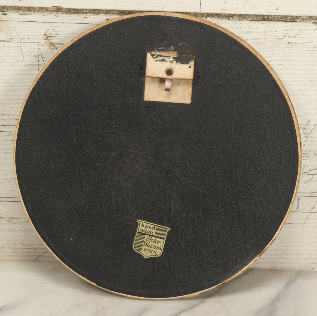 Lot 085 - Vintage Crucifixion Print, Jesus On The Cross, With Skull And Crossbones, Skull Of Adam, At Jesus' Feet, In Circular Bubble Glass Frame, Hand Made By Peter Watson's Studio, 9" Diameter