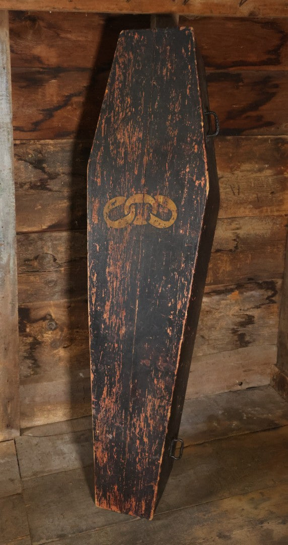 Antique Odd Fellows I.O.O.F. Ceremonial Coffin, Black Painted Wood With Iron Handles, Painted Three Links Motif