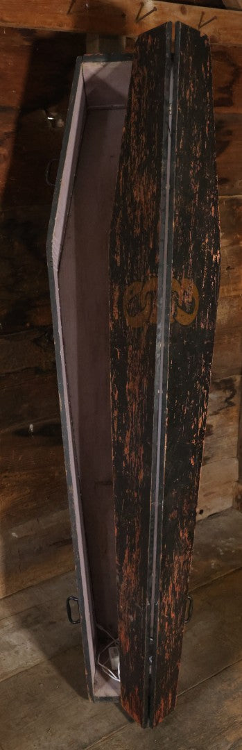 Antique Odd Fellows I.O.O.F. Ceremonial Coffin, Black Painted Wood With Iron Handles, Painted Three Links Motif
