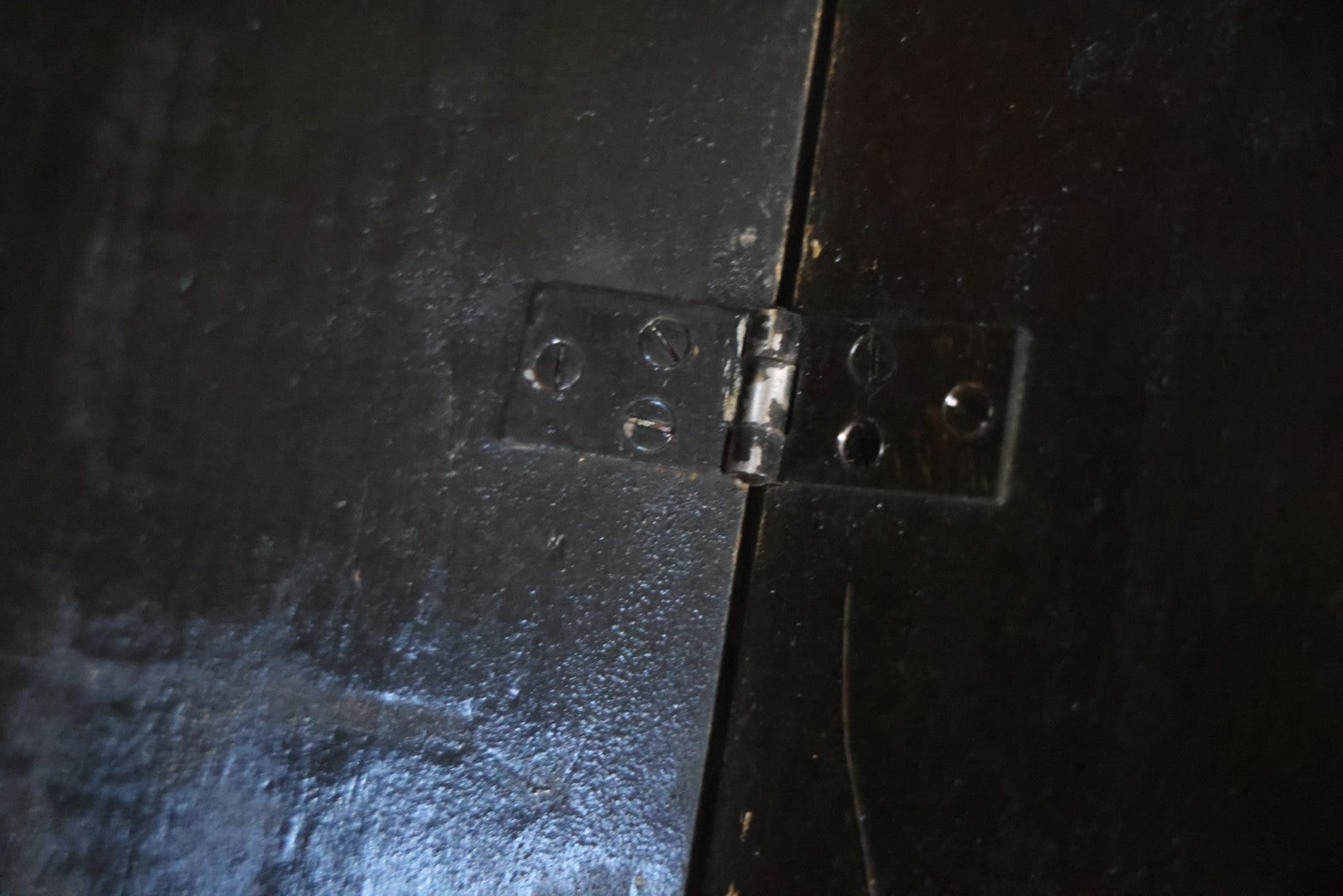 Antique Odd Fellows I.O.O.F. Ceremonial Coffin, Black Painted Wood With Iron Handles, Painted Three Links Motif