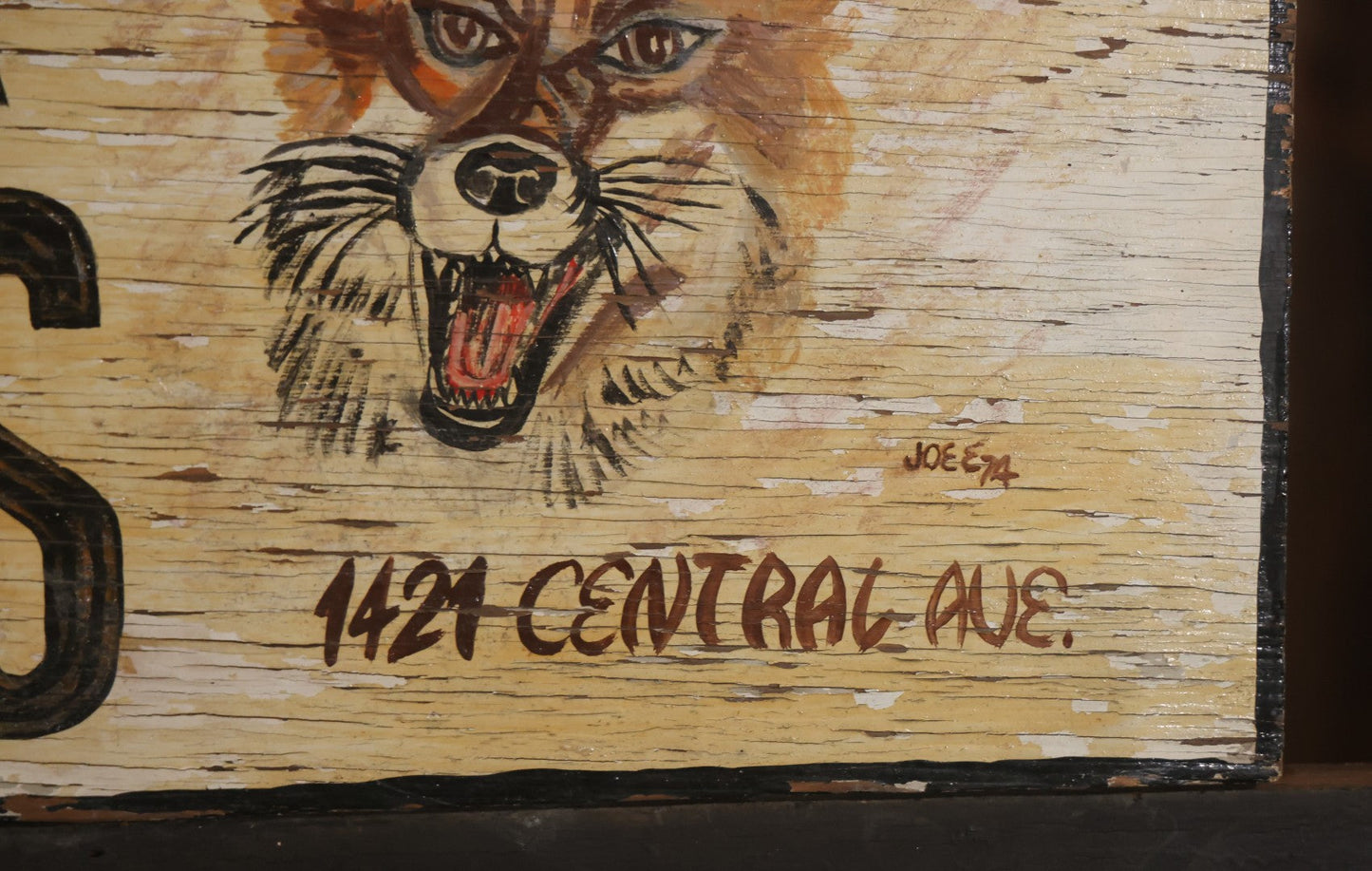 Vintage Handpainted Doublesided Fox Guests Hotel Sign With Painted Fox Head Graphic, 1421 Central Ave Ocean City New Jersey, Artist Signed Joe E., 1974, With Hanging Hooks, 25" x 15-1/4"