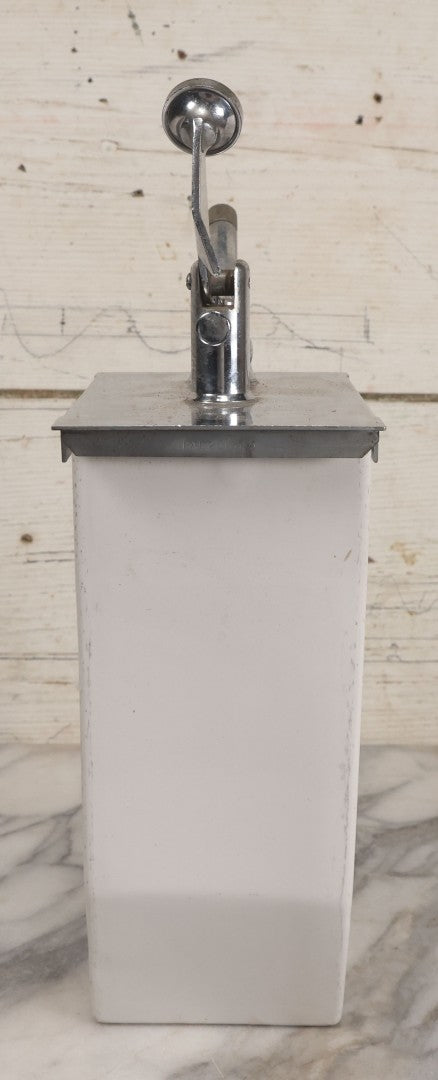 Lot 043 - Vintage Soda Fountain Ice Cream Shop Porcelain Syrup Vessel With Chocolate Pump, A In Diamond Hallmark On Bottom, Marked 500 U.A., Pump Patent No. 2513175