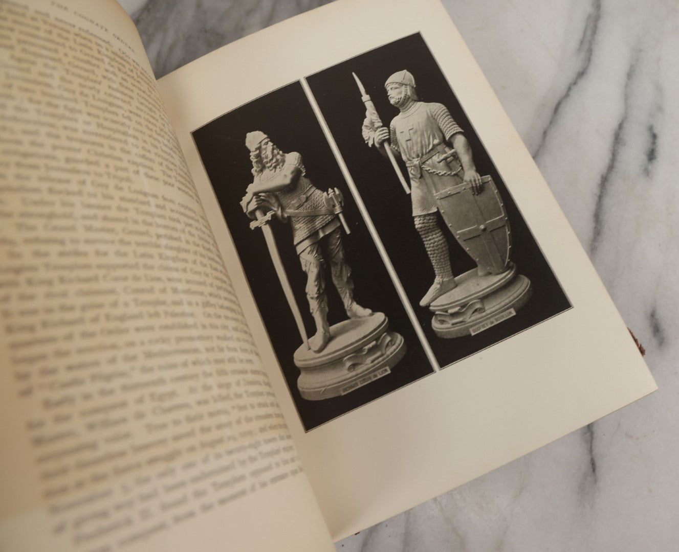 Lot 137 - "History Of Freemasonry And Concordant Orders" Antique Illustrated Fraternal History Book Written By A Board Of Editors, Henry Leonard Stillson, Editor In Chief, The Fraternity Publishing Company, 1906