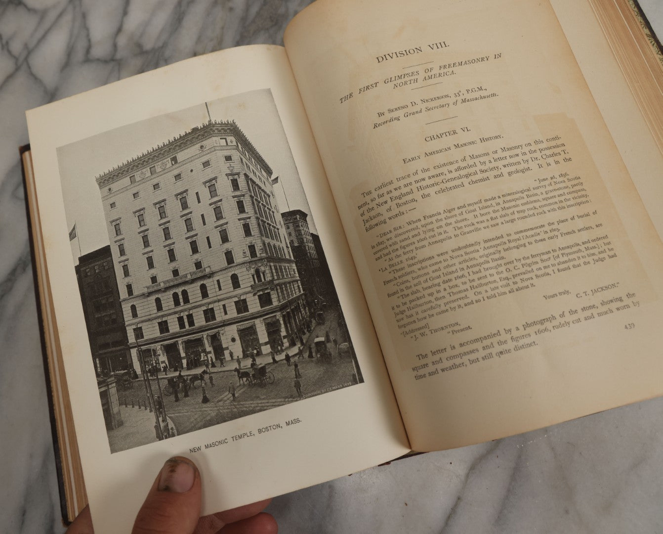 Lot 137 - "History Of Freemasonry And Concordant Orders" Antique Illustrated Fraternal History Book Written By A Board Of Editors, Henry Leonard Stillson, Editor In Chief, The Fraternity Publishing Company, 1906