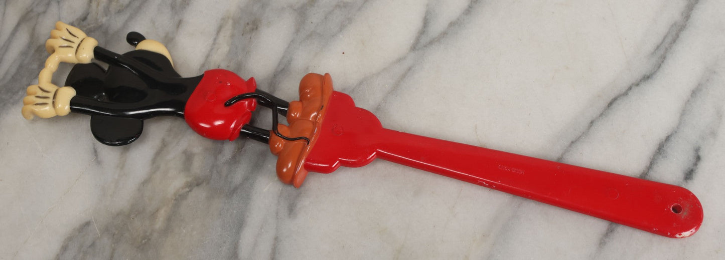 Lot 164 - Vintage Plastic Walt Disney World Mickey Mouse Back Scratcher, Copyright Walt Disney Productions, Made In Hong Kong