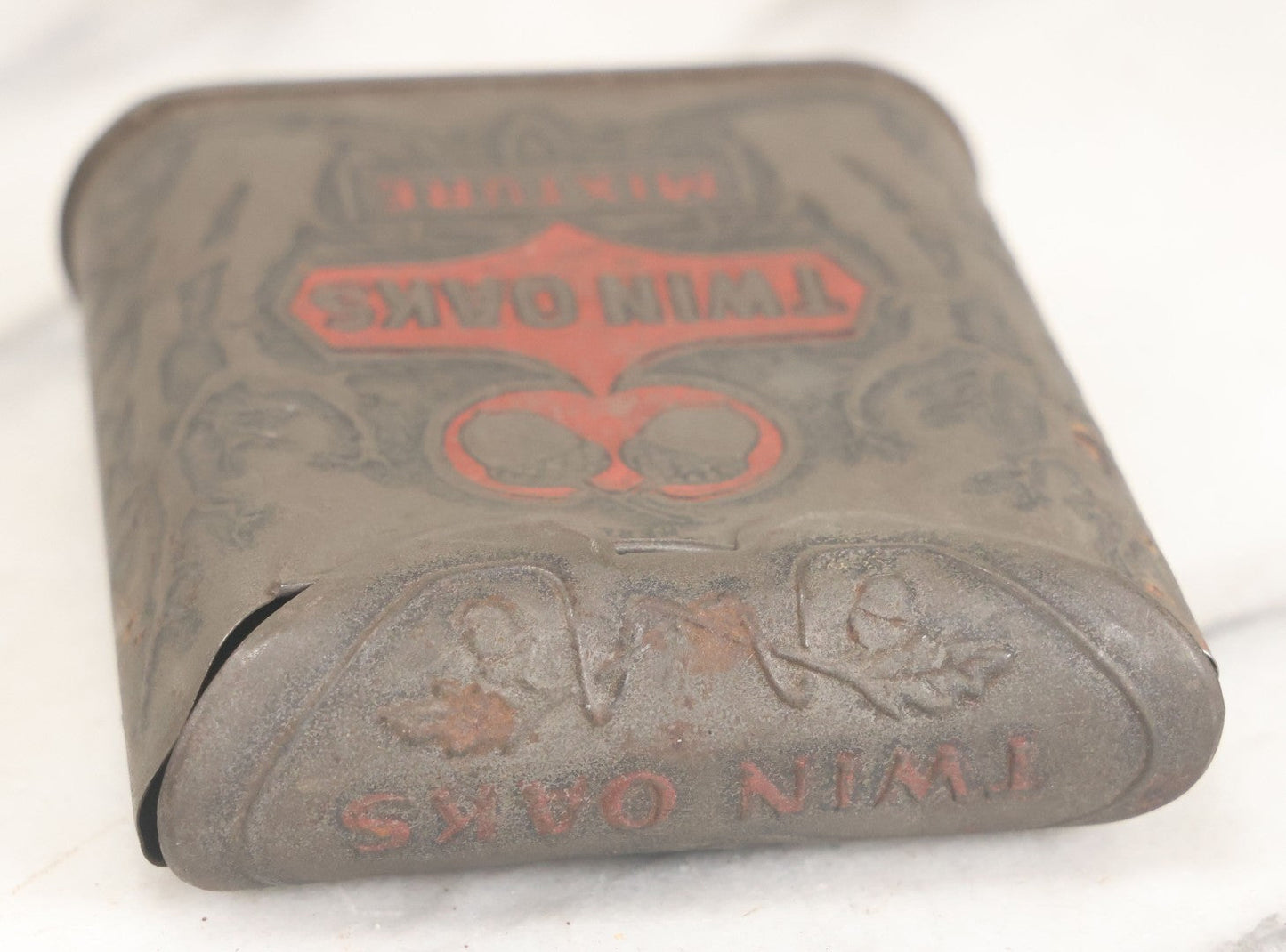 Lot 018 - Vintage Pressed Tin Twin Oaks Smoking Tobacco Mixture Pocket Box With Remnants Of Original Paint