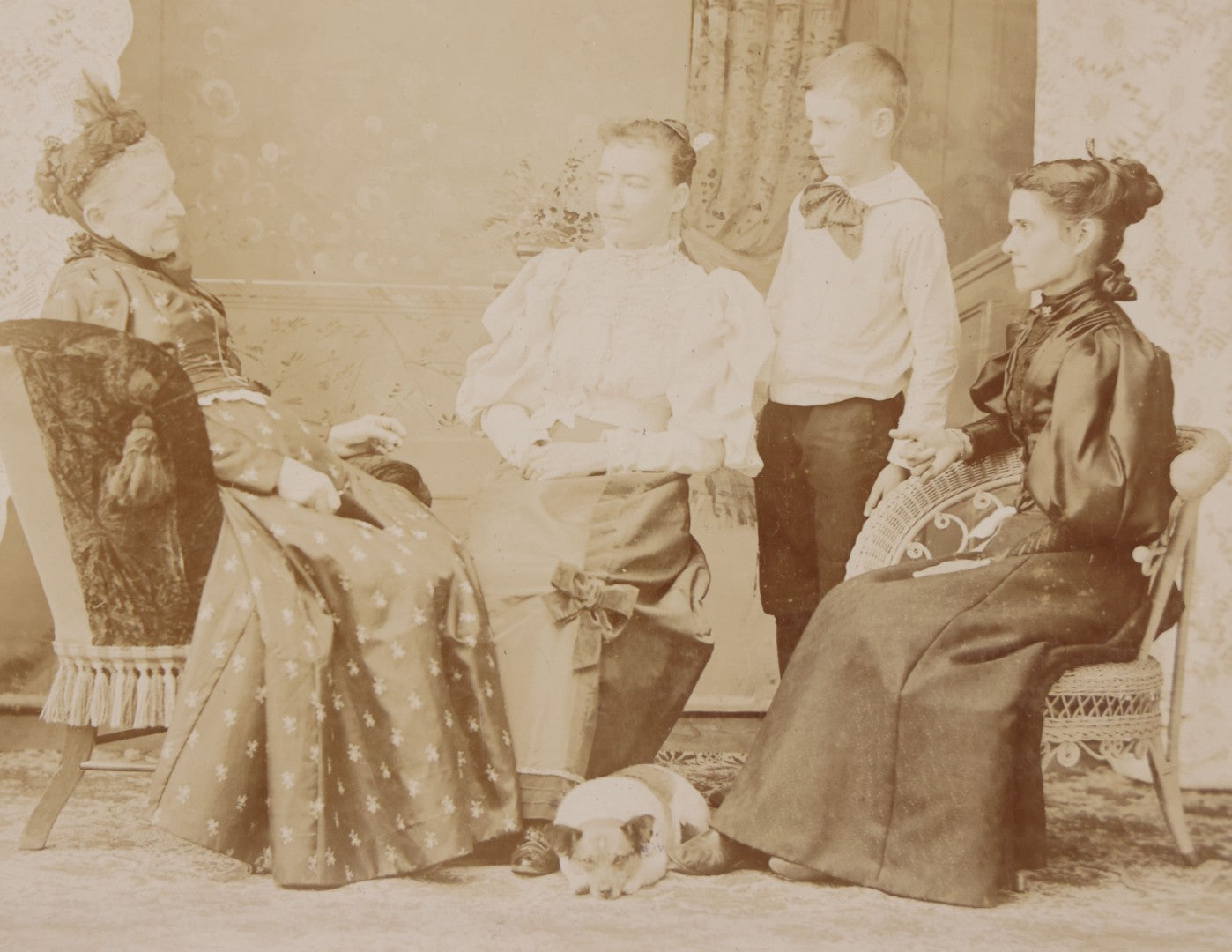 Lot 094 - Antique Cabinet Card Photograph Of Matriarch And Her Family And A Very Well Behaved Dog, Identified On Verso As Norah Stacy Lynn, J.R. Perkins, Photographer, Milford, New Hampshire