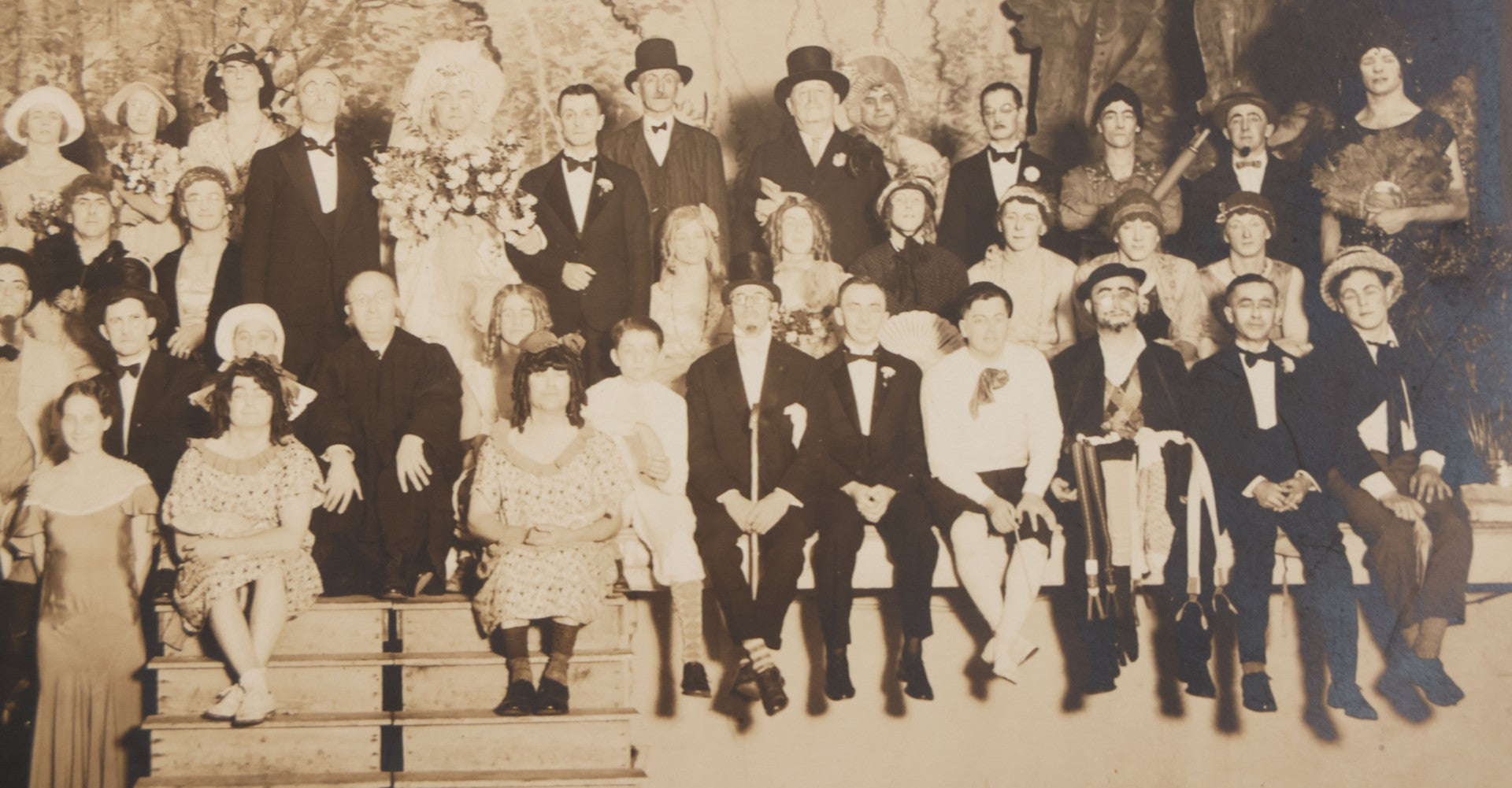 Lot 111 - Antique Boarded Photograph Of Full Cast Of A Stage Play Posing On Set, All Rows - Men And Women - Performed By Men In Costume, Pomeroy's, Photographers, Reading, Pennsylvania