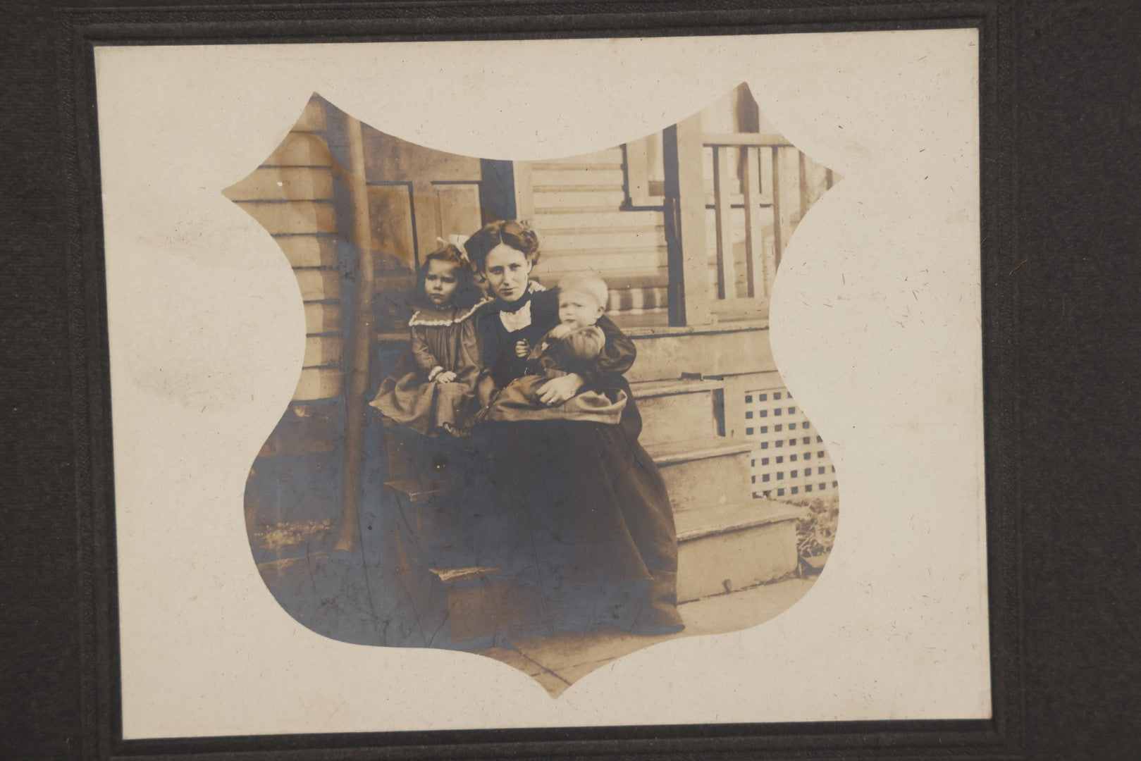 Lot 117 - Antique Boarded Photograph Of Mrs. Maud O Hicks, Daughter Of J.Y. Moyer, Posing With Two Children, With Printed Shield Mat
