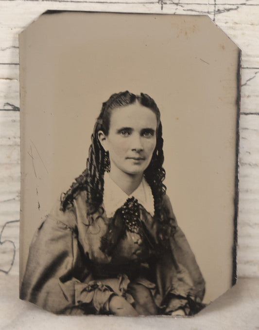 Lot 129 - Single Antique Tintype Photograph Of Woman With Pretty Curly Hair Tucked Behind Her Ears