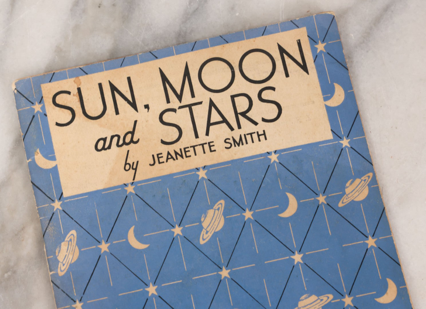 Lot 160 - "Sun Moon And Stars" Vintage Unit Study Booklet No. 254 By Jeanette Smith, Copyright 1935, By The Educational Printing House, Inc. With Illustrations Of Constellations, Moon And More