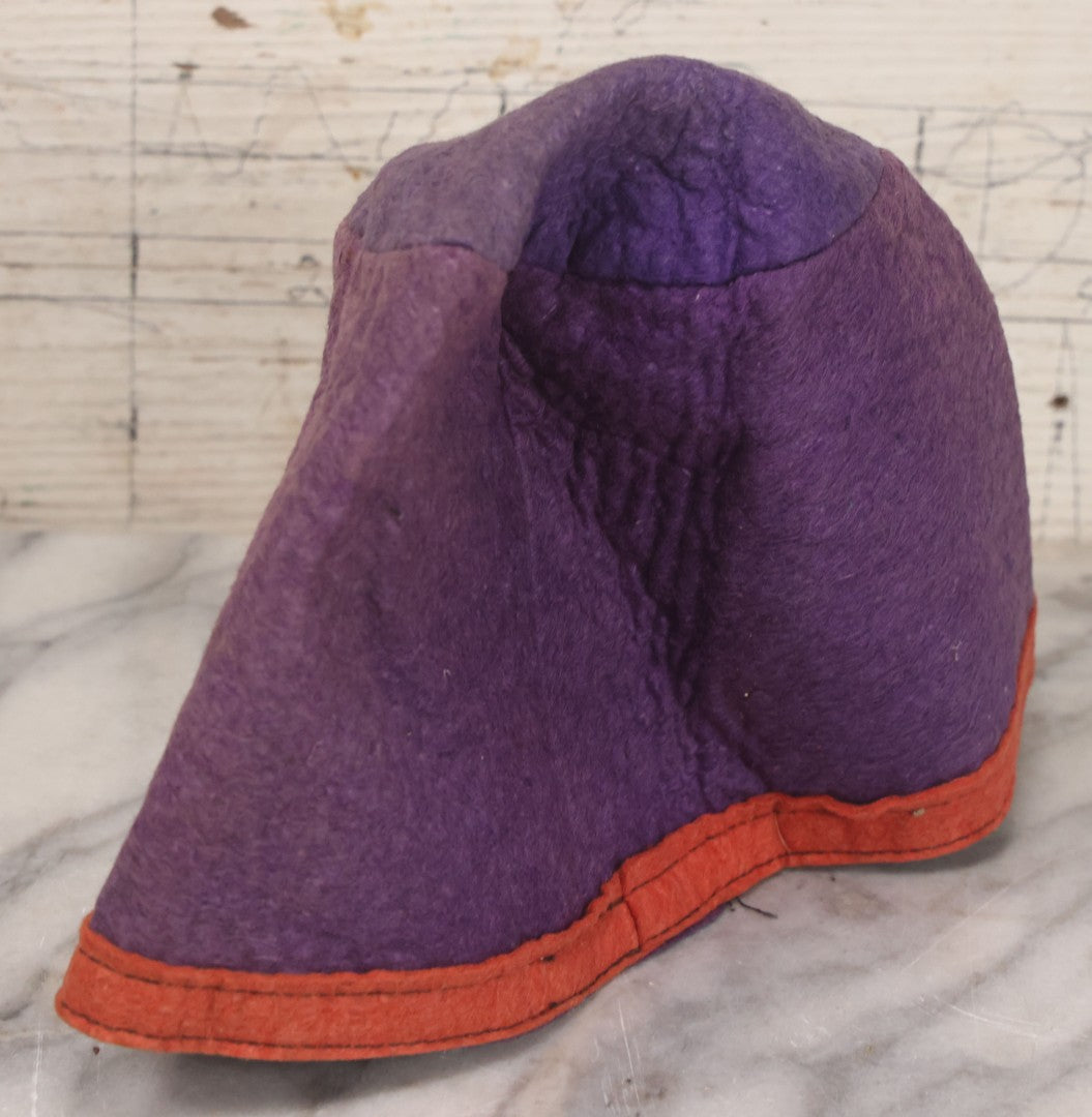 Lot 171 - Vintage Purple Felt Odd Fellows I.O.O.F. Cap Hat With All-Seeing Eye, Three Links, Axes, And Banner